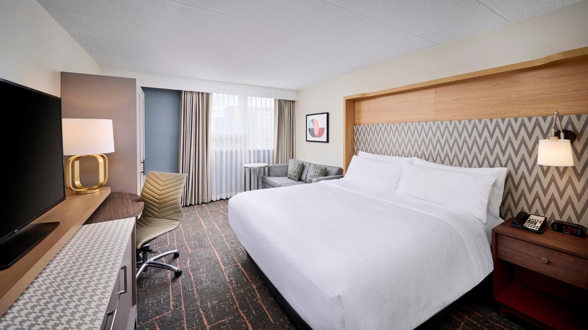 Holiday Inn Burlington Conference Centre By Ihg Dış mekan fotoğraf