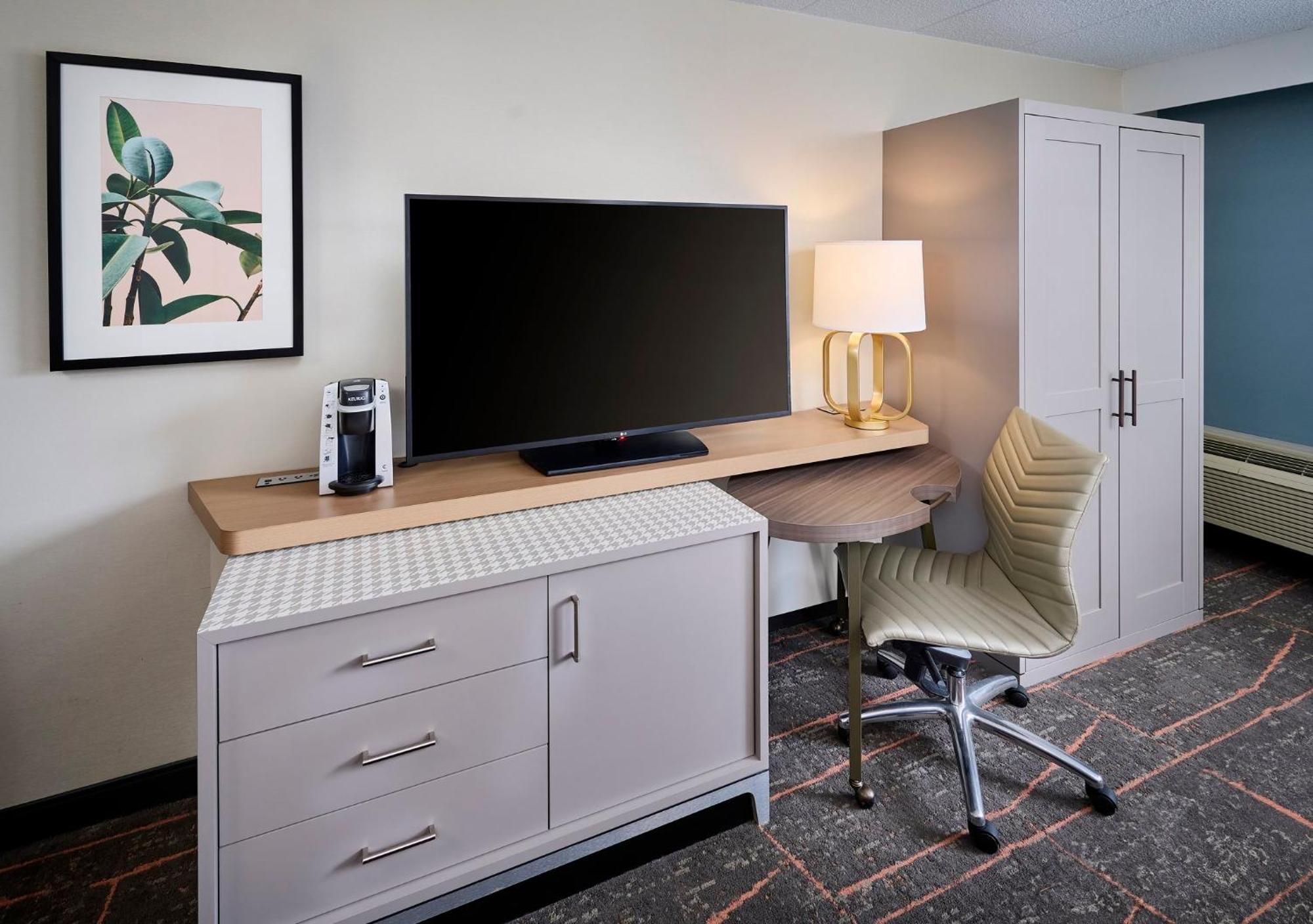 Holiday Inn Burlington Conference Centre By Ihg Dış mekan fotoğraf