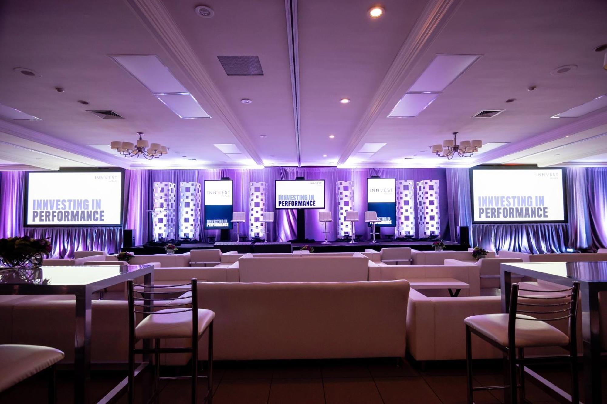 Holiday Inn Burlington Conference Centre By Ihg Dış mekan fotoğraf